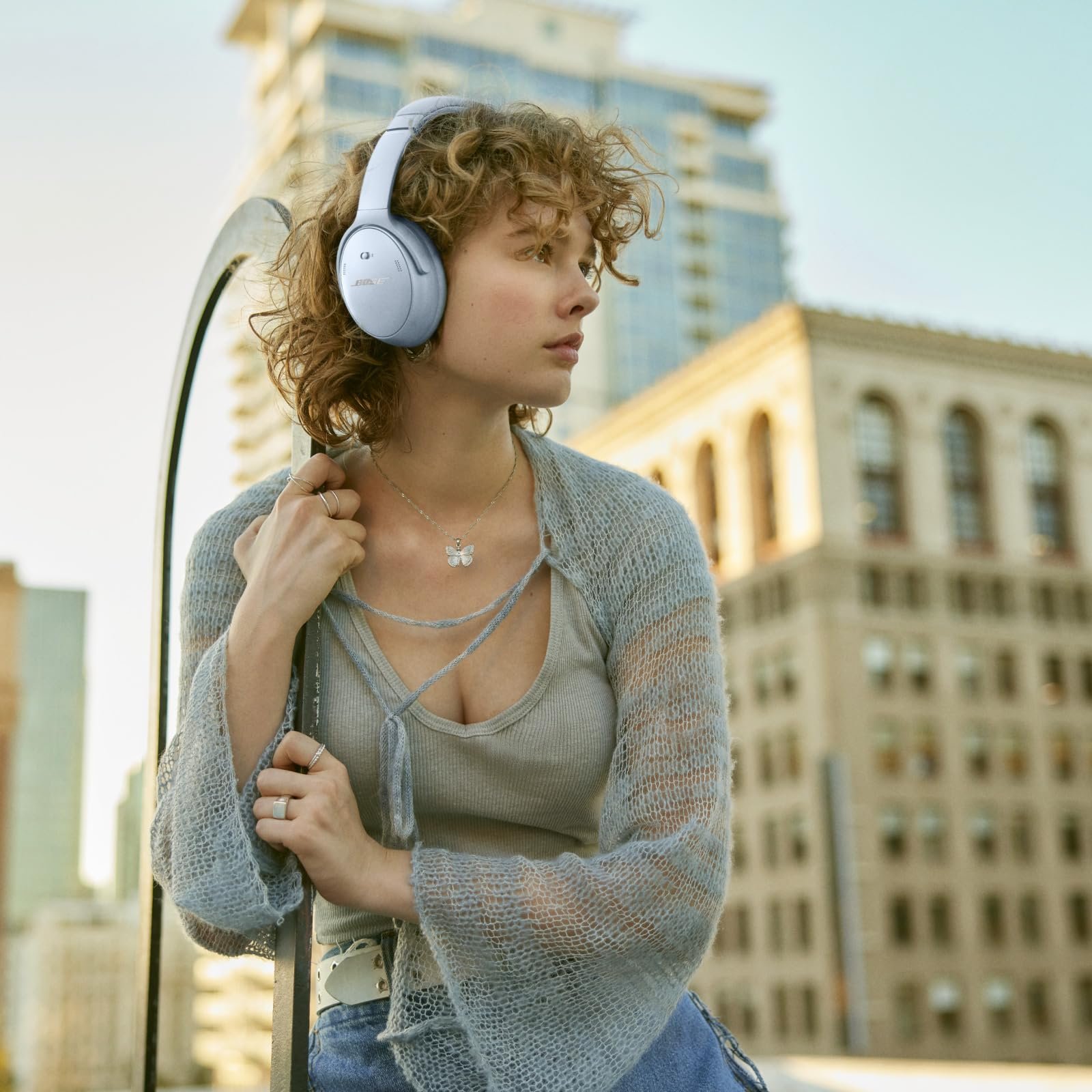 Bose Headphones with Premium Audio Technology